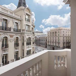 Premium Cortes King Room Parliament View